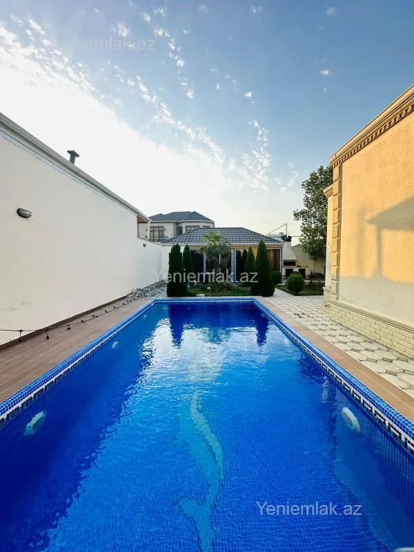Satılır 4 otaqlı həyət evi 130 m²