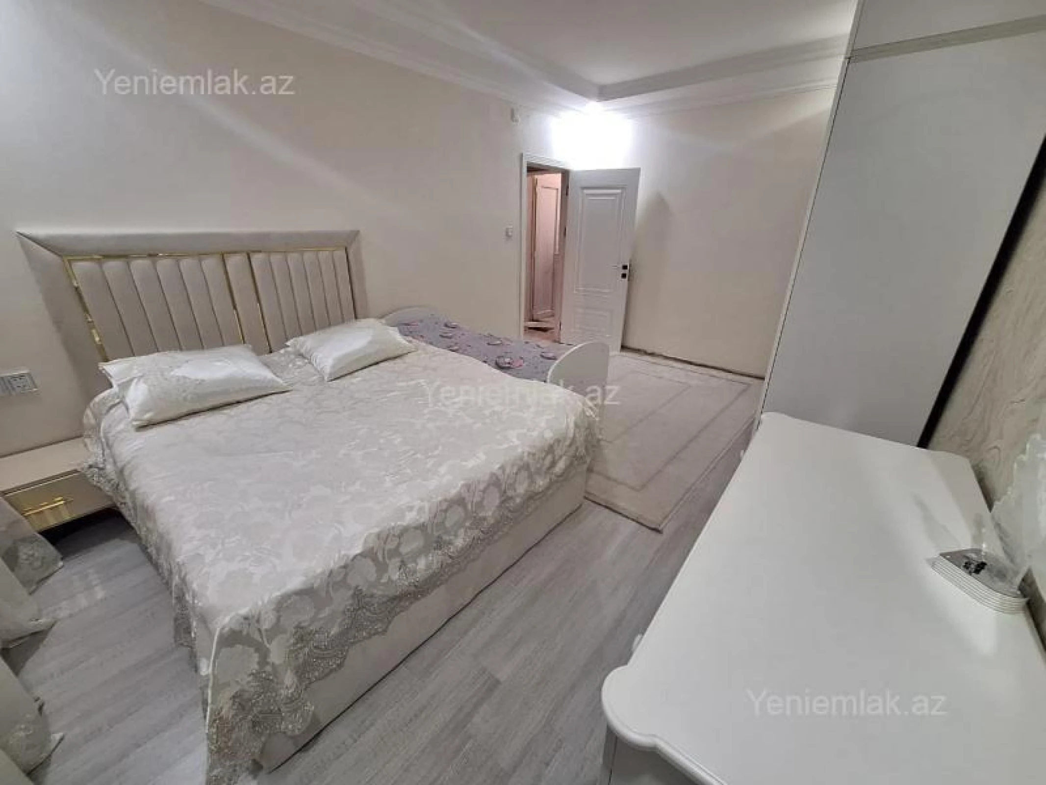 Satılır 3 otaqlı köhnə tikili 78 m²