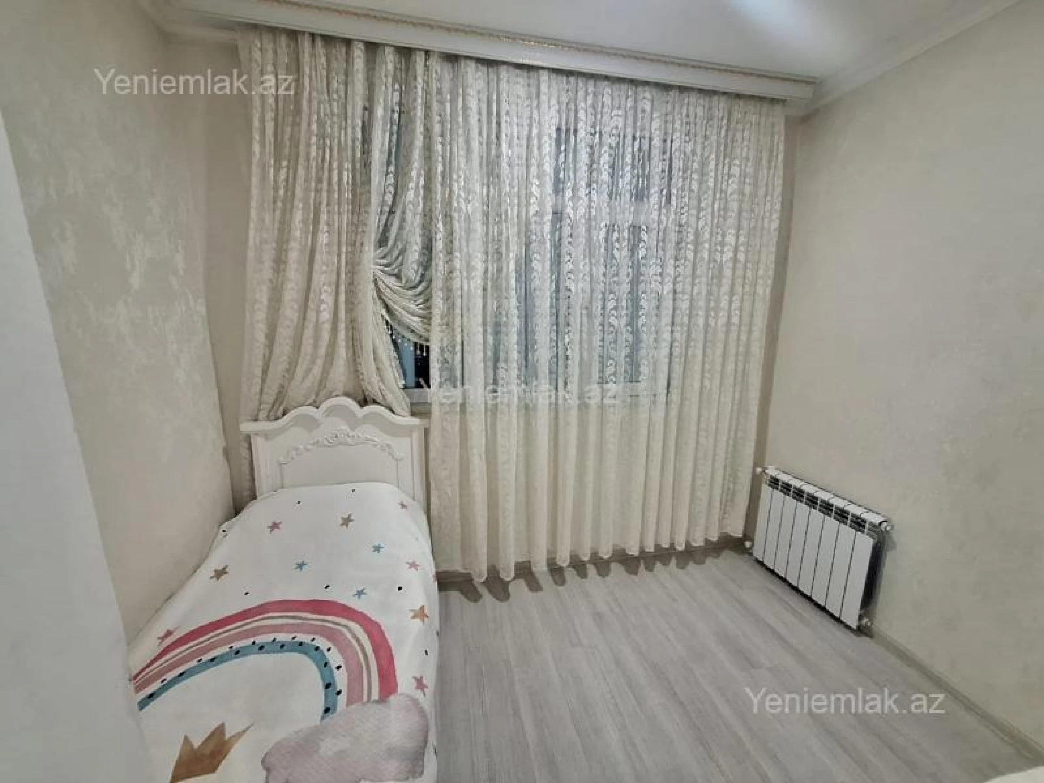 Satılır 3 otaqlı köhnə tikili 78 m²