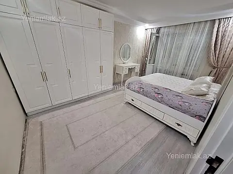 Satılır 3 otaqlı köhnə tikili 78 m²