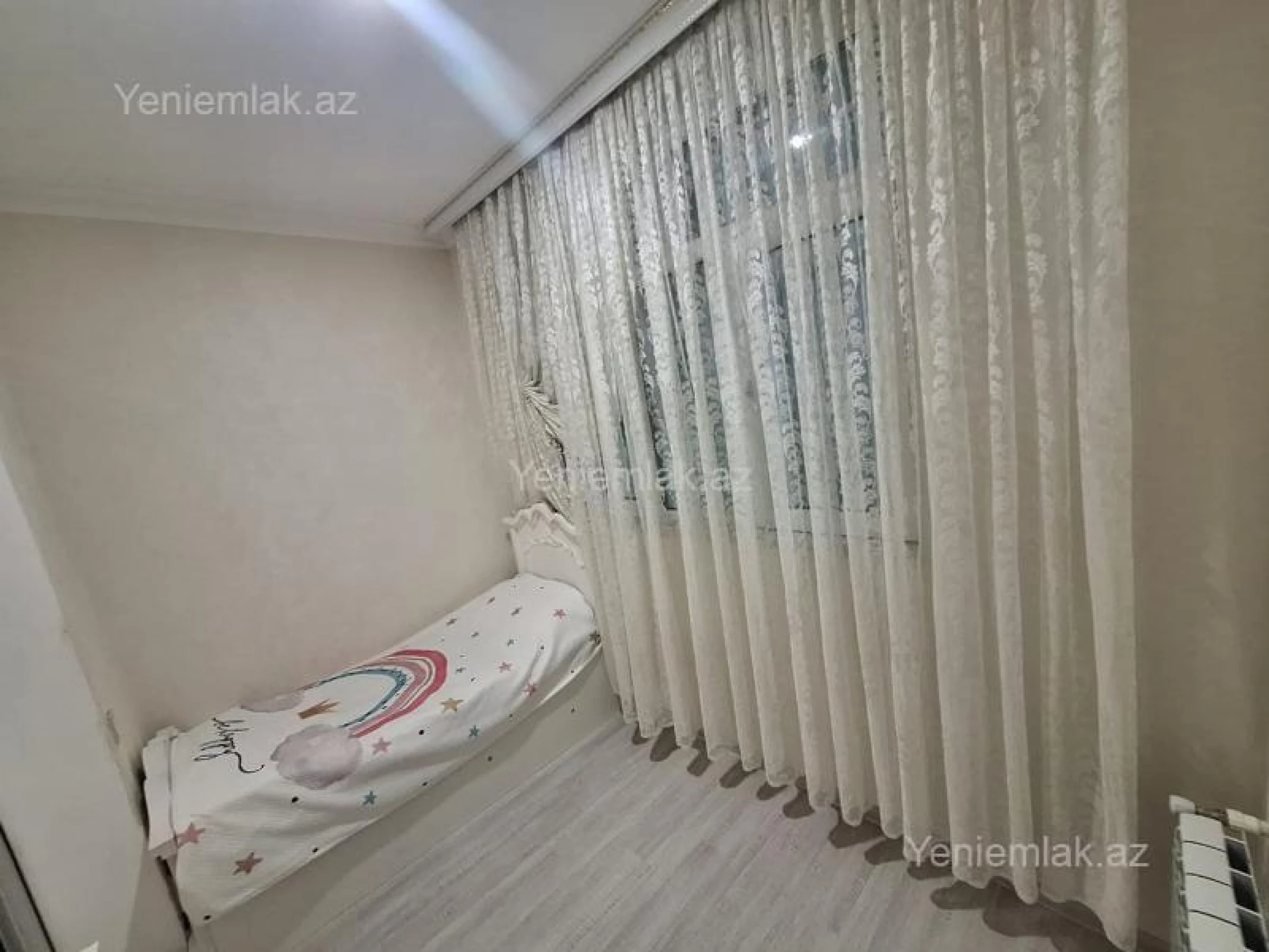 Satılır 3 otaqlı köhnə tikili 78 m²