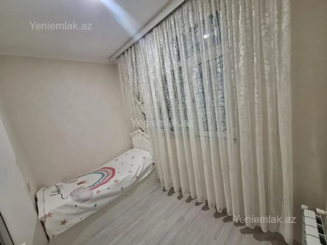 Satılır 3 otaqlı köhnə tikili 78 m²