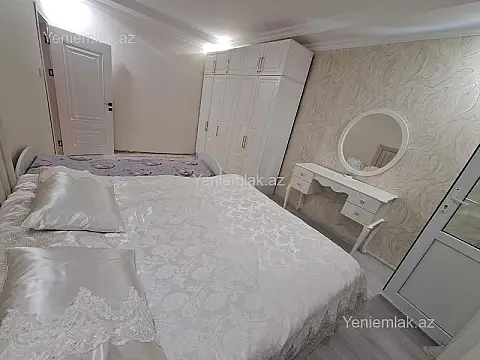 Satılır 3 otaqlı köhnə tikili 78 m²
