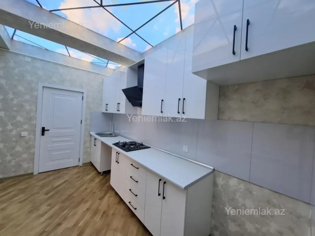 Satılır 2 otaqlı yeni tikili 56 m²