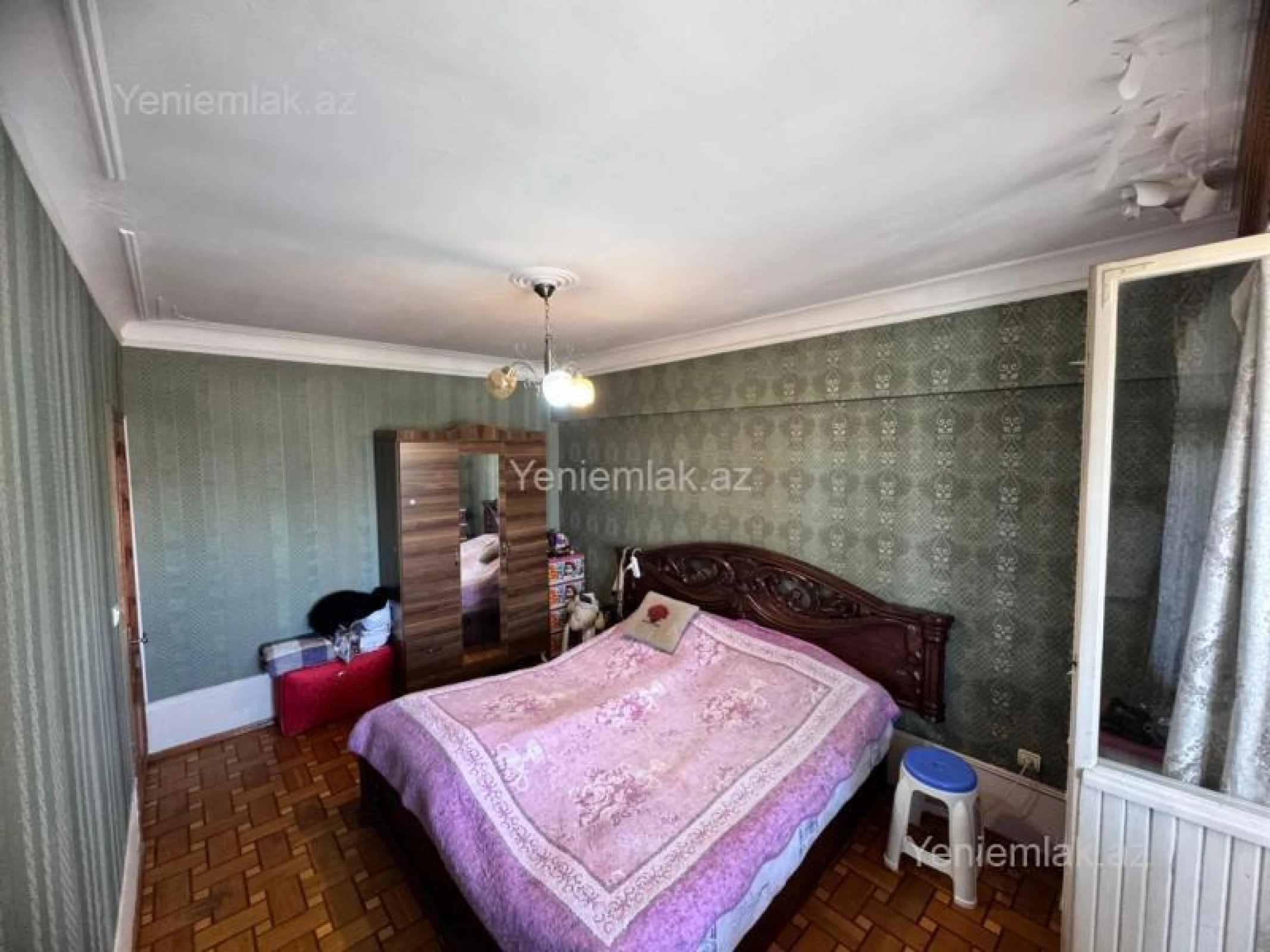 Satılır 3 otaqlı köhnə tikili 95 m²