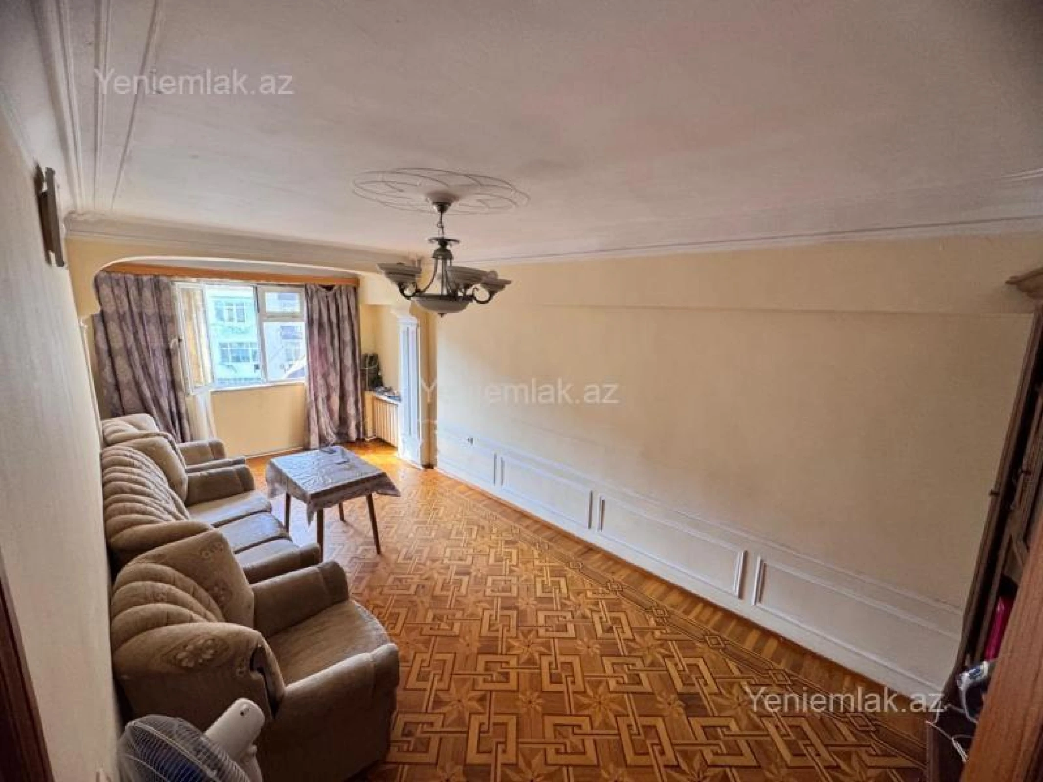 Satılır 3 otaqlı köhnə tikili 95 m²