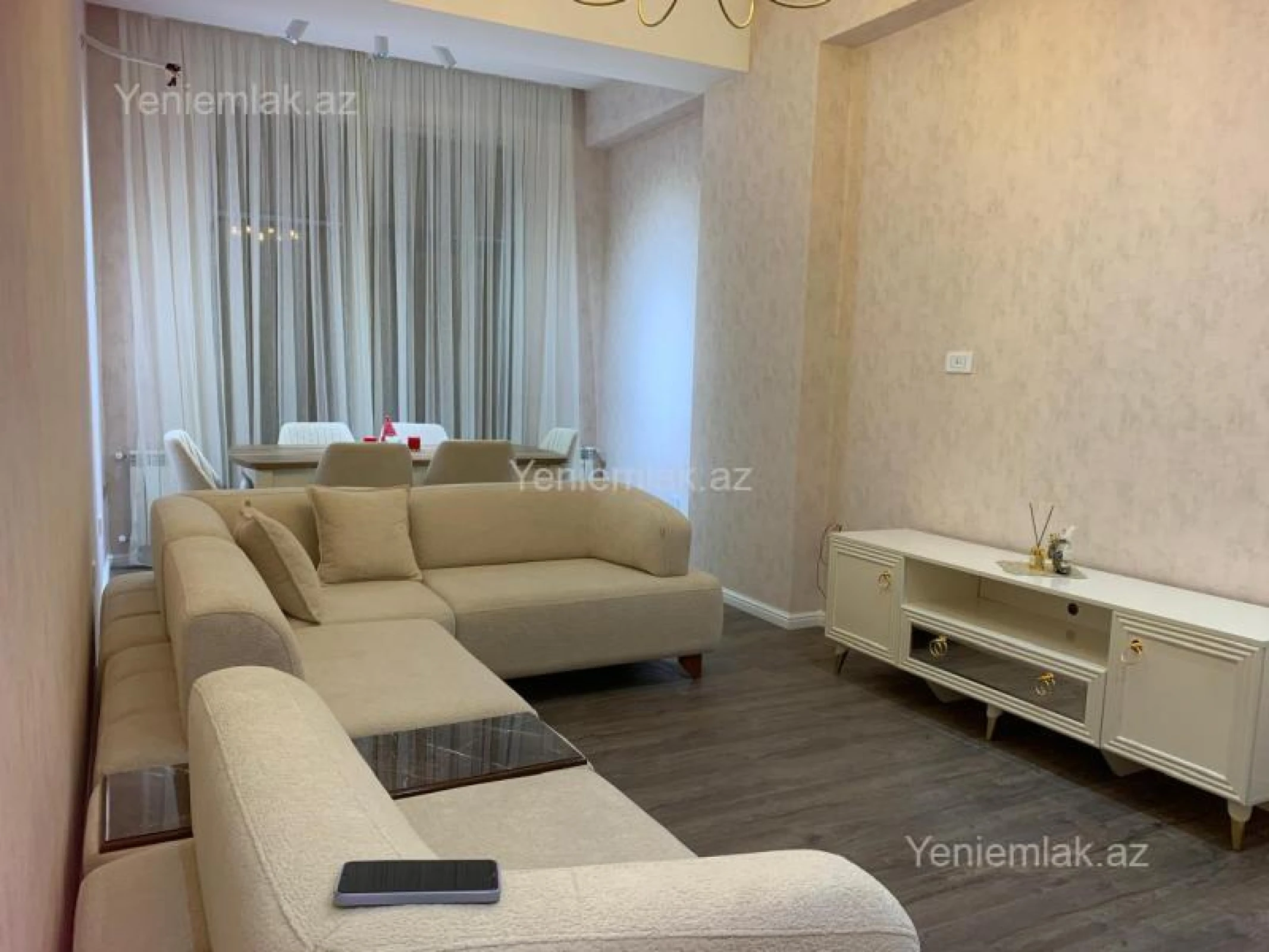 Satılır 2 otaqlı yeni tikili 67 m²