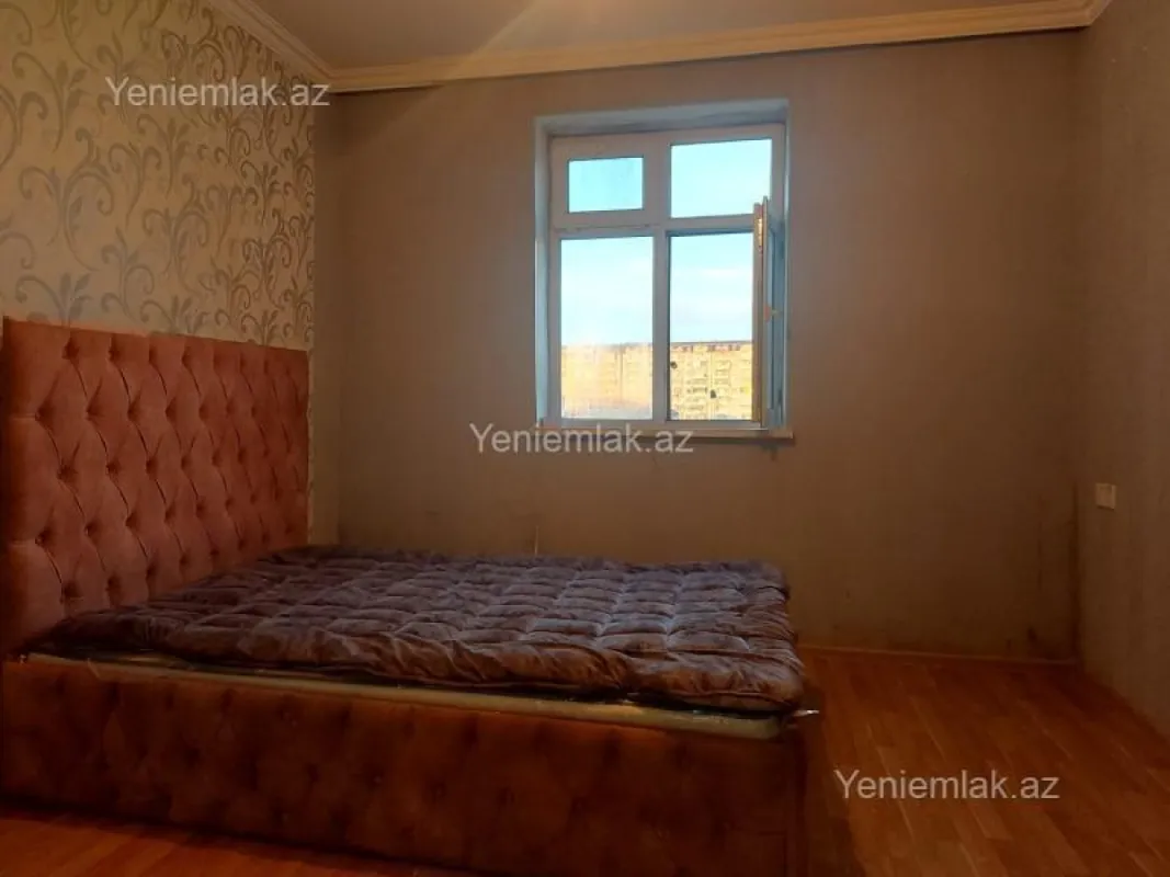 Satılır 2 otaqlı köhnə tikili 65 m²