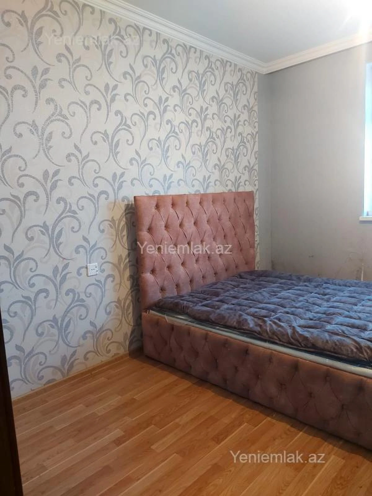 Satılır 2 otaqlı köhnə tikili 65 m²