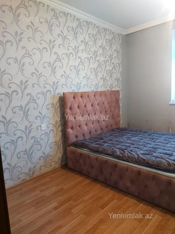 Satılır 2 otaqlı köhnə tikili 65 m²