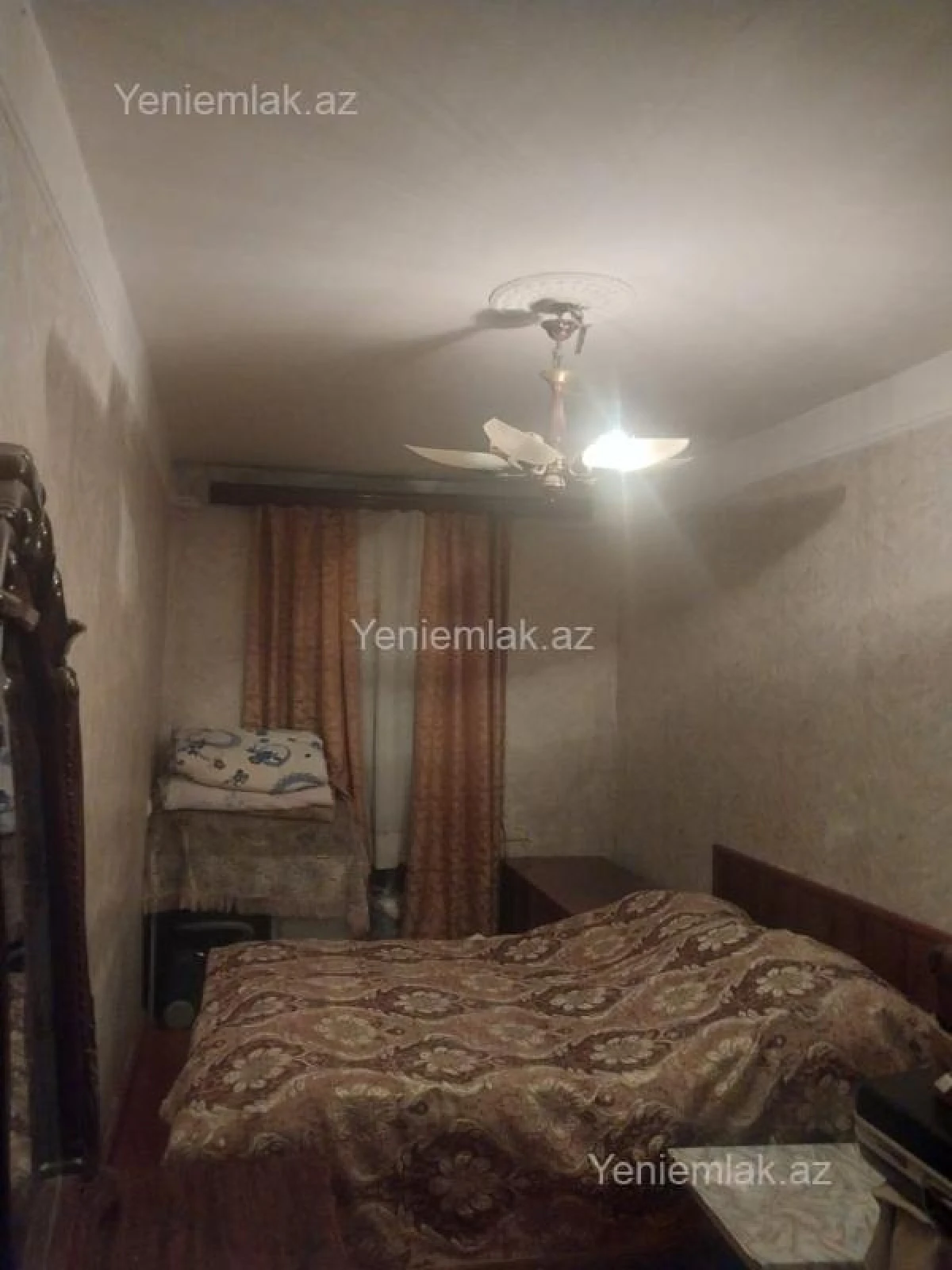 Satılır 2 otaqlı köhnə tikili 55 m²