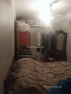 Satılır 2 otaqlı köhnə tikili 55 m²