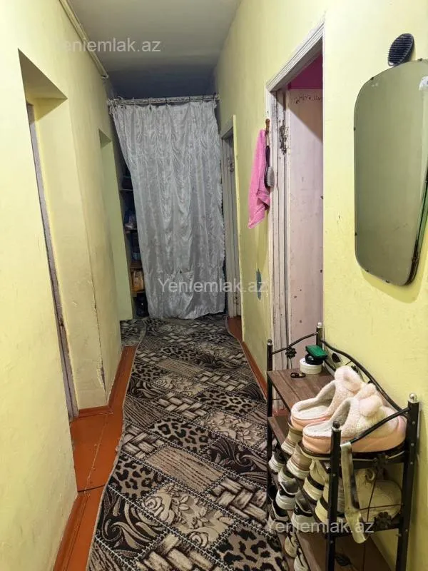 Satılır 3 otaqlı köhnə tikili 72 m²