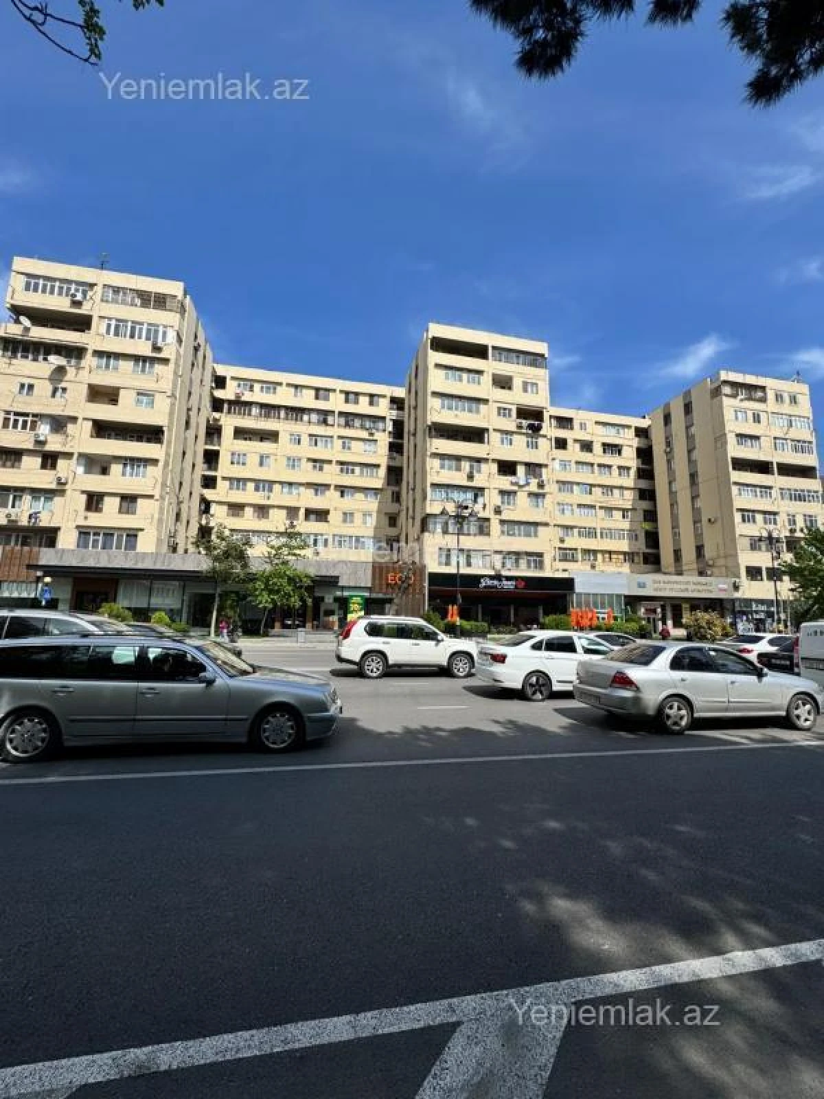 Satılır 3 otaqlı köhnə tikili 85 m²
