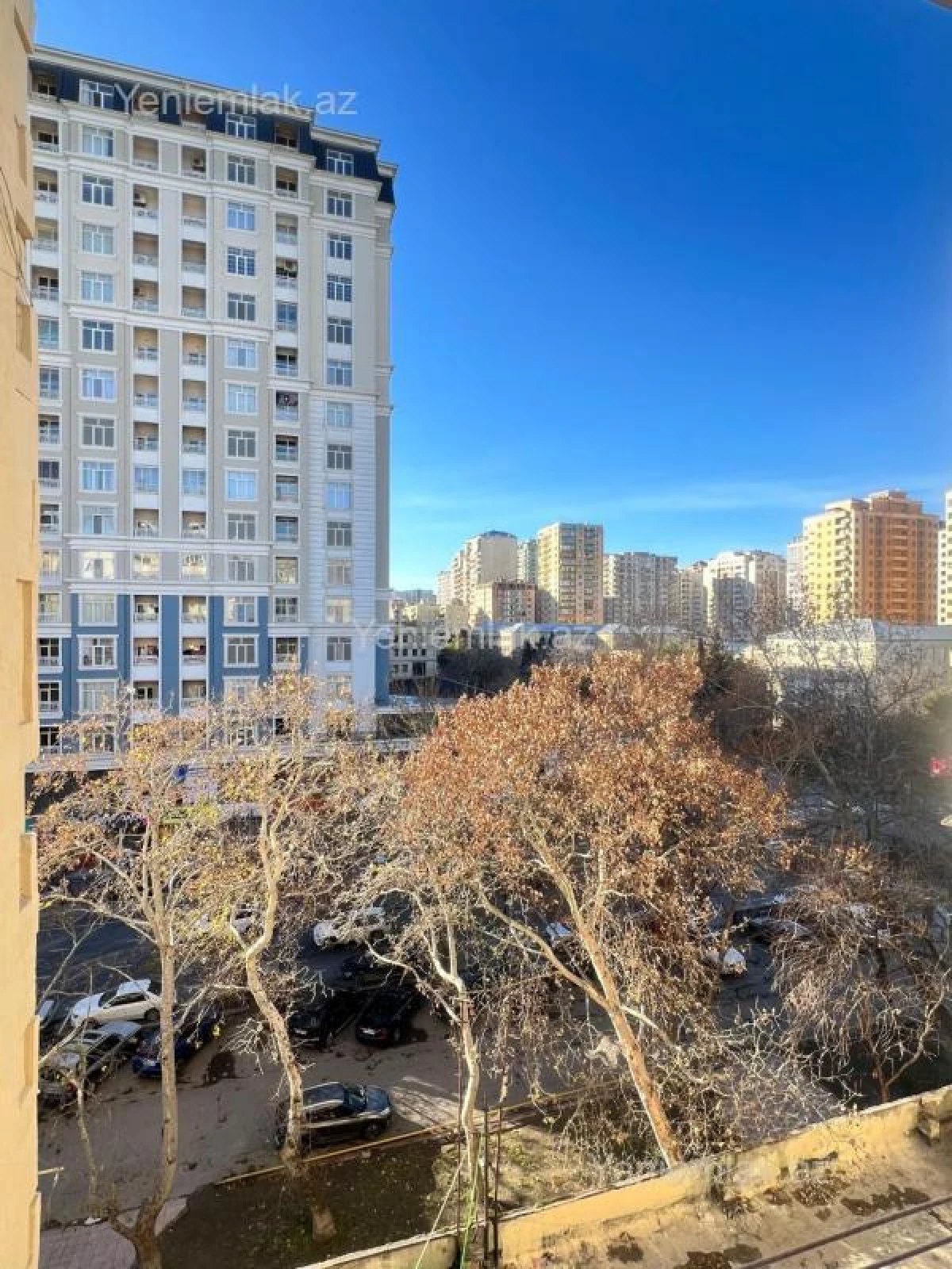 Satılır 3 otaqlı köhnə tikili 85 m²