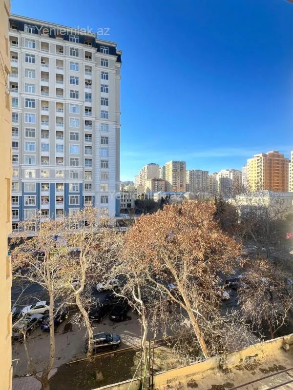 Satılır 3 otaqlı köhnə tikili 85 m²