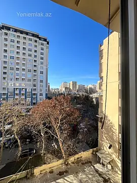 Satılır 3 otaqlı köhnə tikili 85 m²