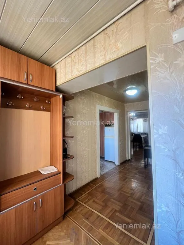 Satılır 3 otaqlı köhnə tikili 85 m²