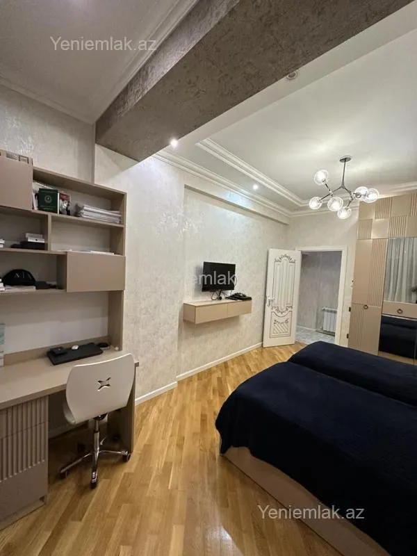 Satılır 3 otaqlı yeni tikili 124 m²