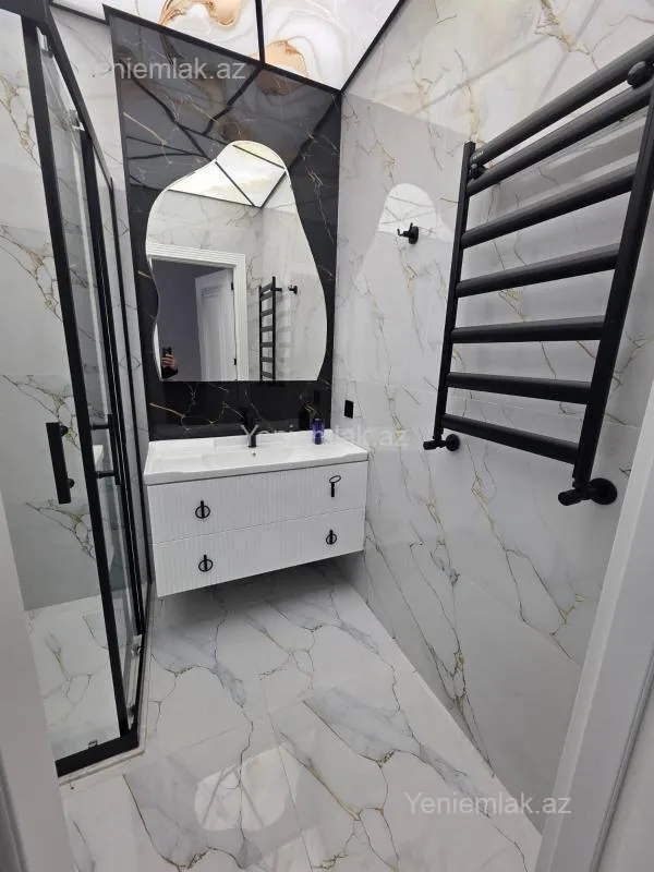 Satılır 4 otaqlı yeni tikili 134 m²