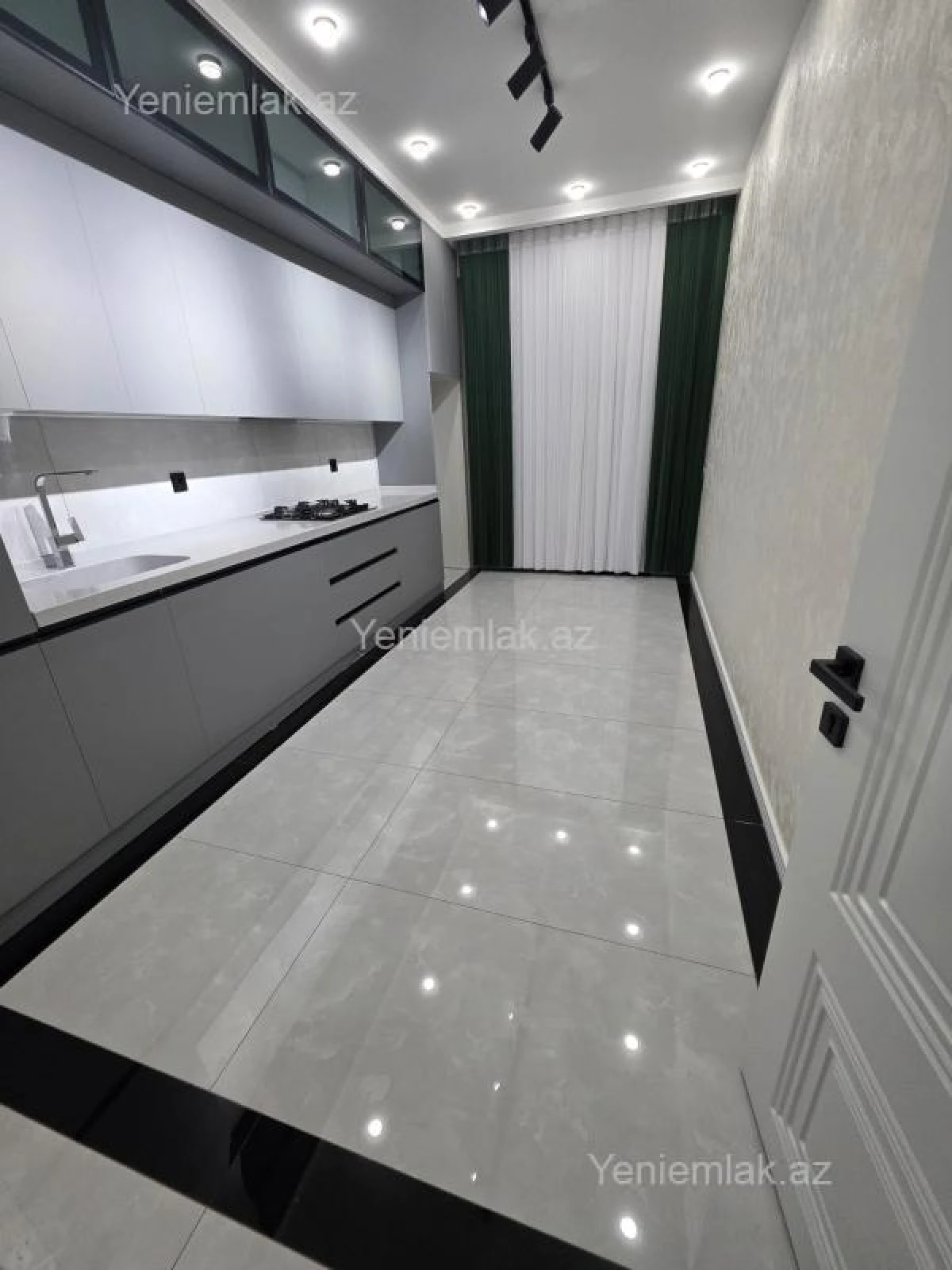 Satılır 4 otaqlı yeni tikili 134 m²