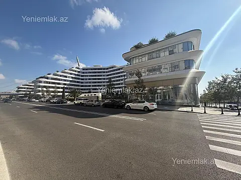 Satılır 4 otaqlı yeni tikili 178 m²