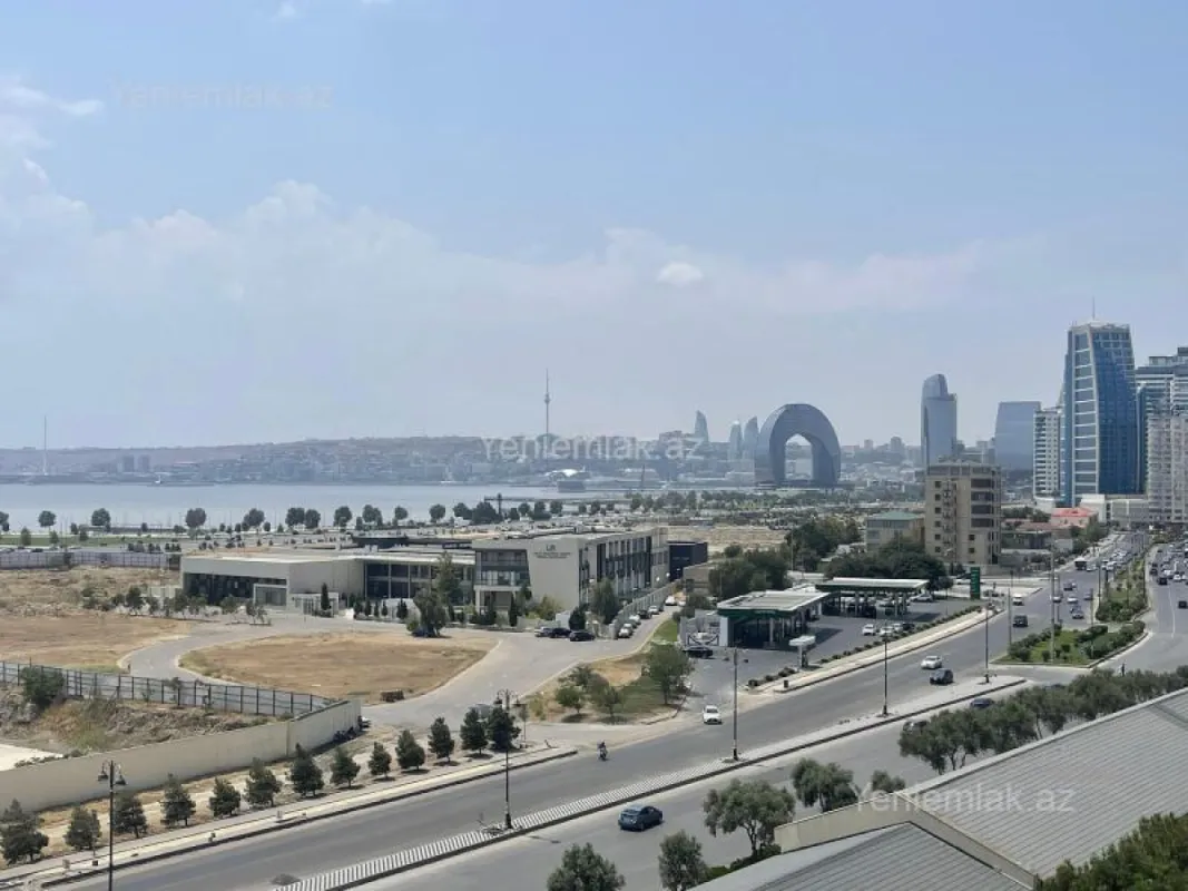 Satılır 4 otaqlı yeni tikili 178 m²