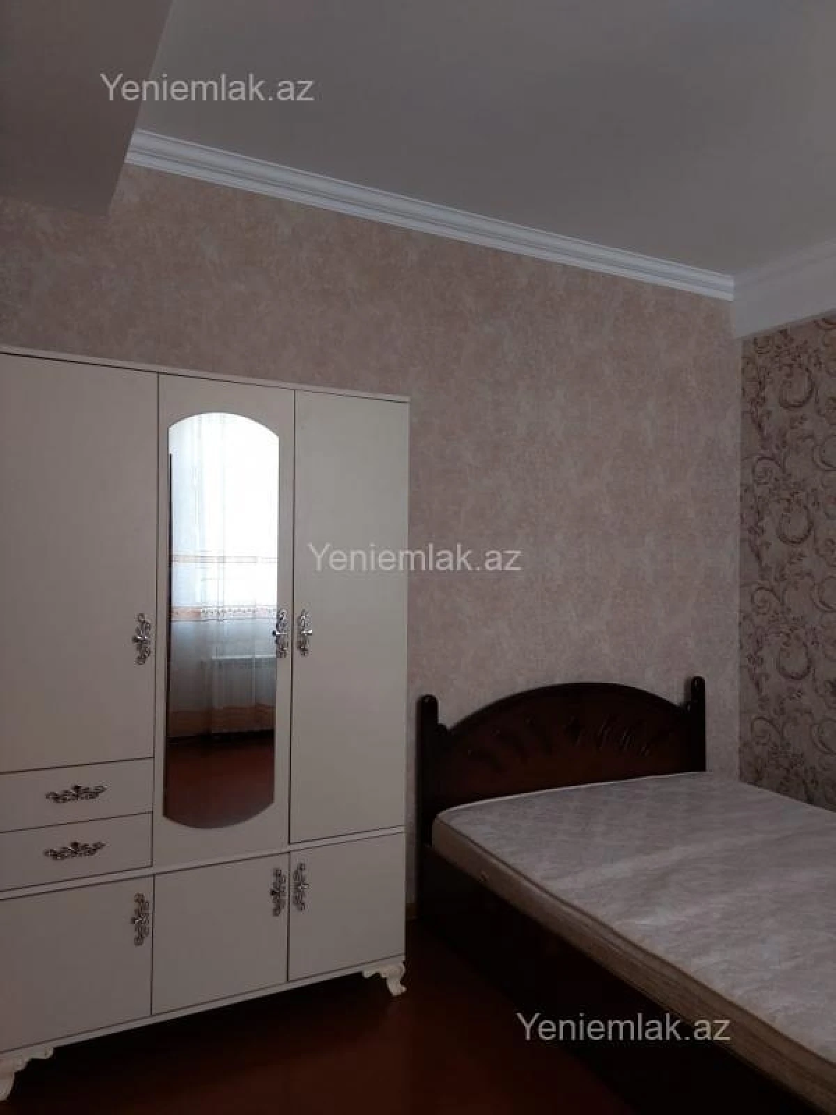 Satılır 3 otaqlı yeni tikili 75 m²