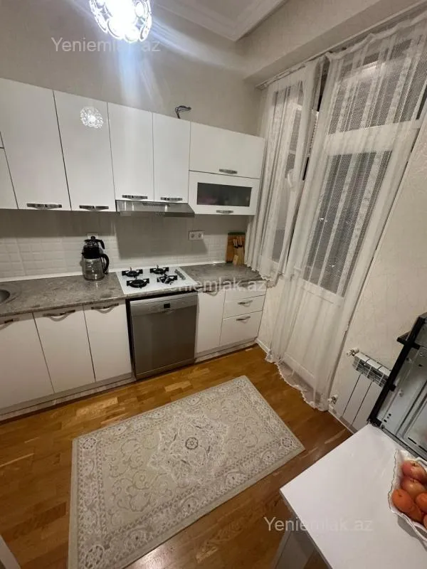 Satılır 2 otaqlı yeni tikili 63 m²