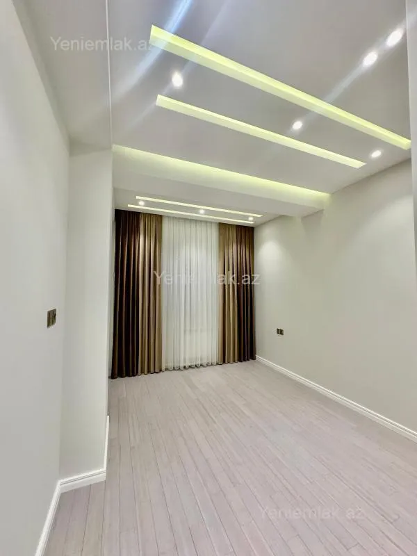 Satılır 3 otaqlı yeni tikili 129 m²