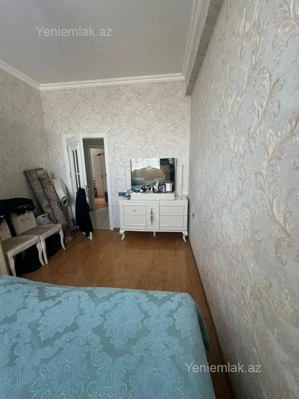 Satılır 3 otaqlı yeni tikili 88 m²