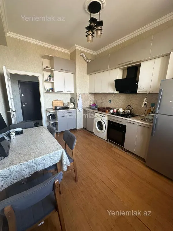 Satılır 3 otaqlı yeni tikili 88 m²