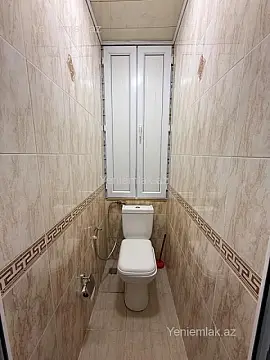 Satılır 4 otaqlı köhnə tikili 100 m²