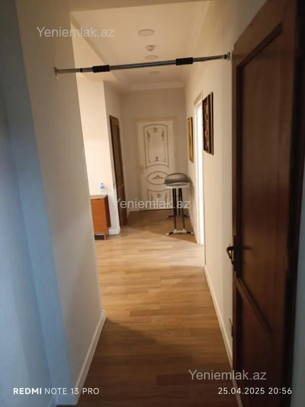 Satılır 3 otaqlı yeni tikili 100 m²