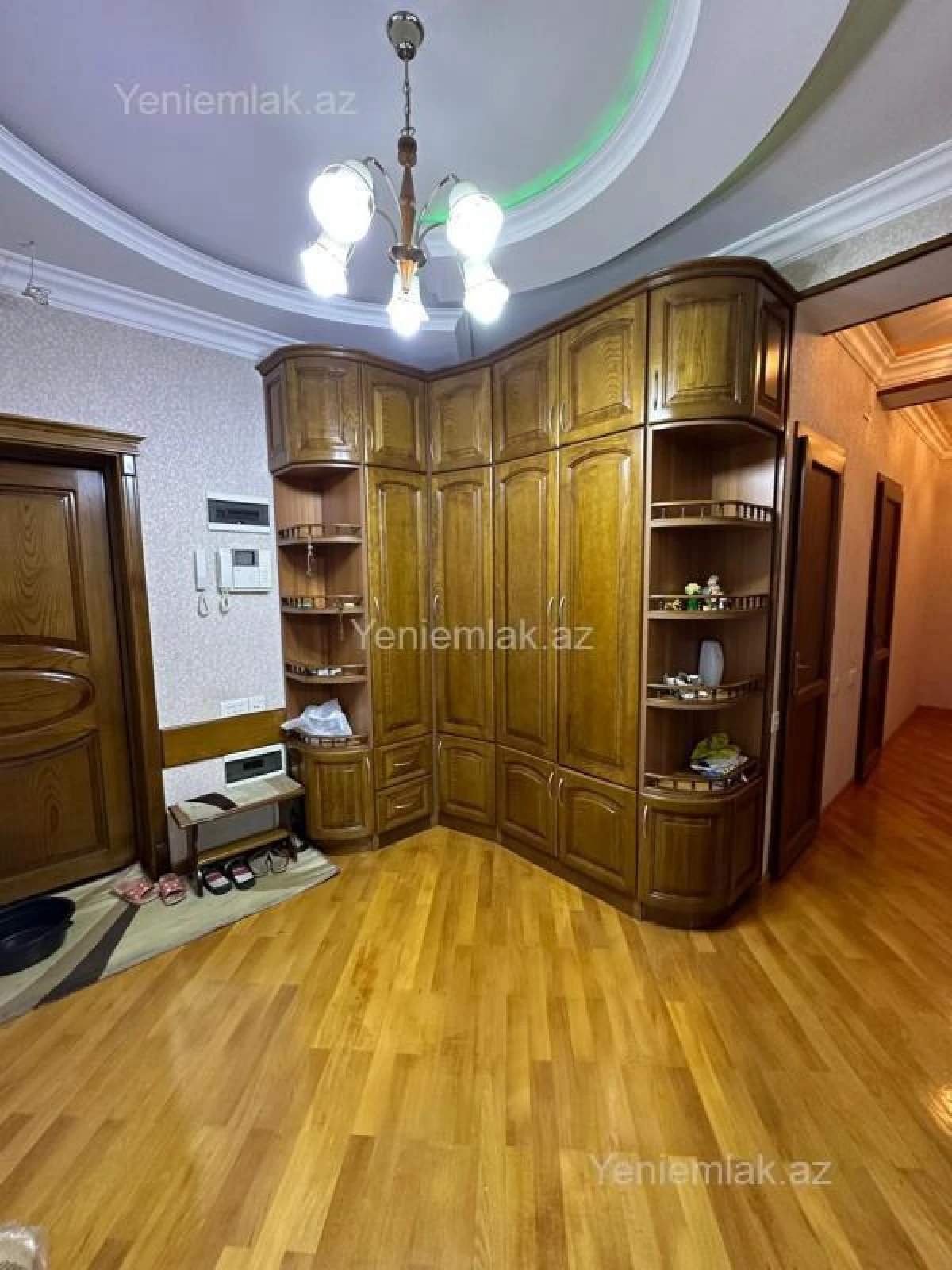 Satılır 2 otaqlı yeni tikili 98 m²