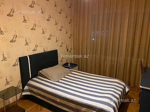 Satılır 3 otaqlı köhnə tikili 80 m²