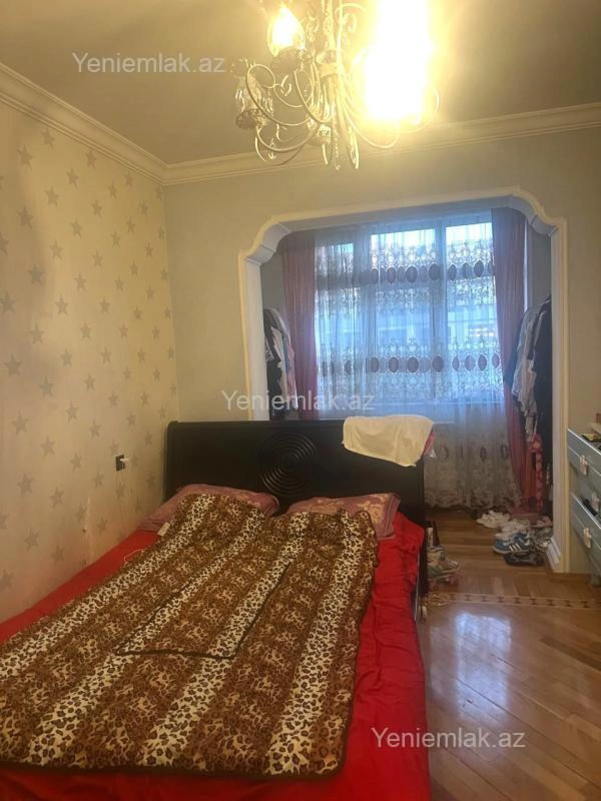 Satılır 5 otaqlı köhnə tikili 120 m²