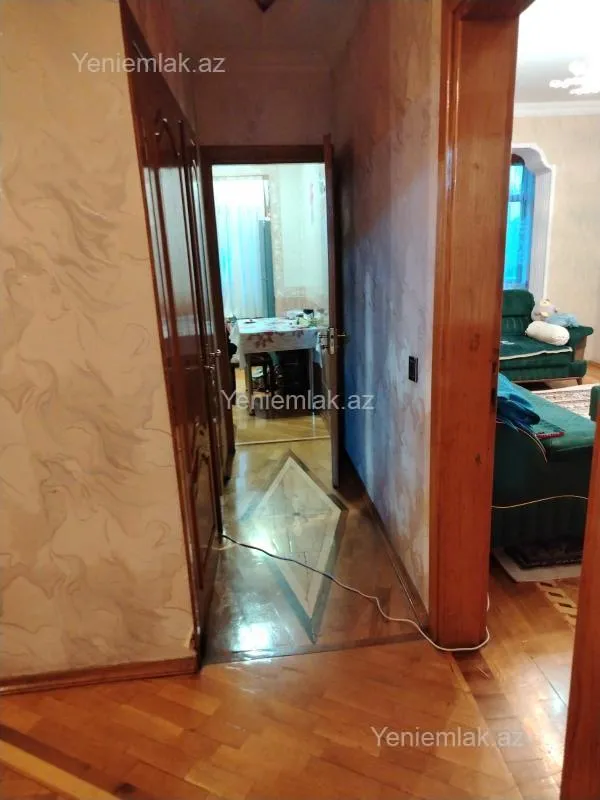 Satılır 5 otaqlı köhnə tikili 120 m²