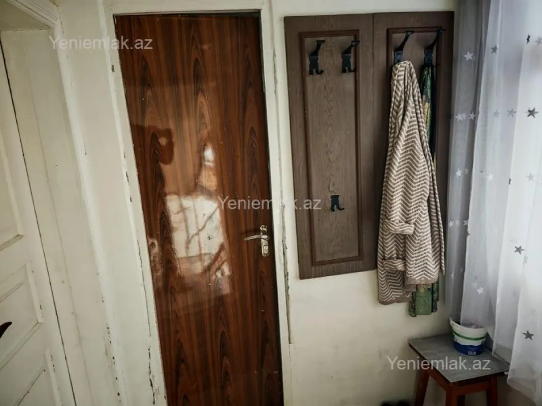 Satılır 4 otaqlı həyət evi 267 m²