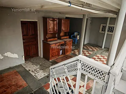 Satılır 4 otaqlı həyət evi 267 m²