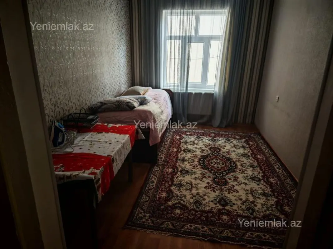 Satılır 4 otaqlı həyət evi 267 m²