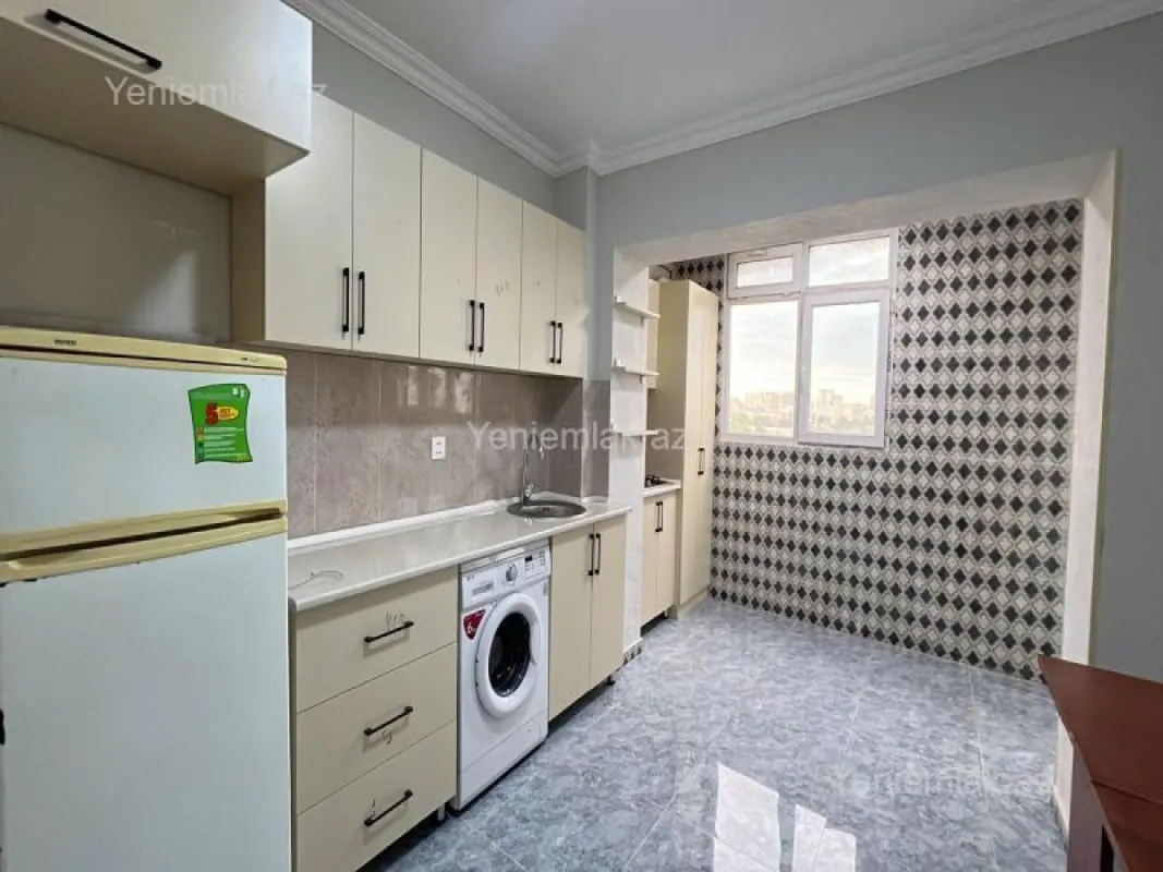 Satılır 3 otaqlı köhnə tikili 50 m²