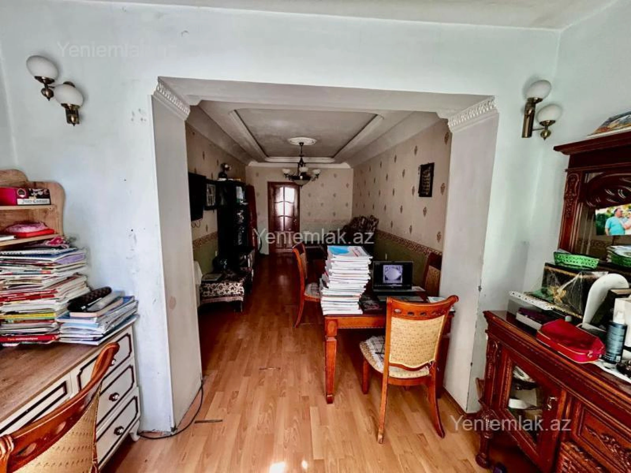 Satılır 2 otaqlı köhnə tikili 55 m²