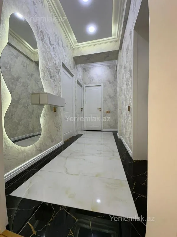 Satılır 2 otaqlı yeni tikili 65 m²