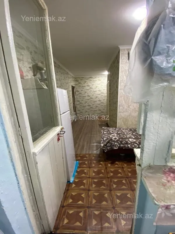 Satılır 1 otaqlı köhnə tikili 35 m²