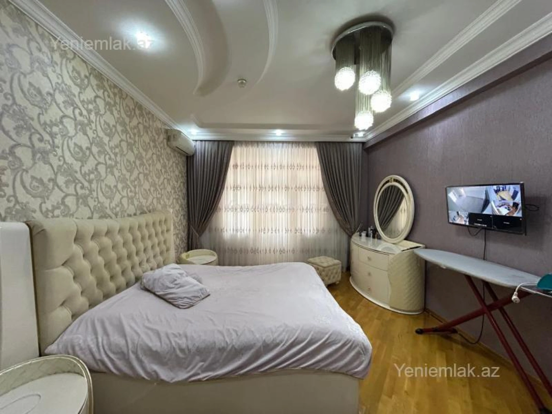 Satılır 3 otaqlı köhnə tikili 148 m²