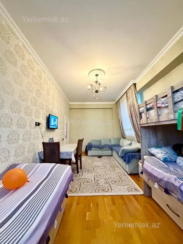 Satılır 2 otaqlı yeni tikili 66 m²