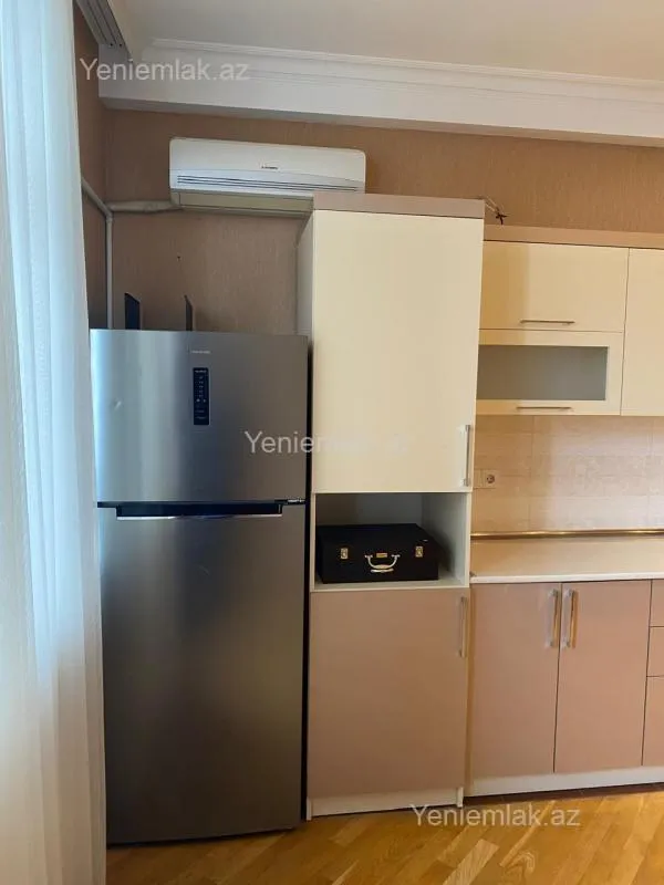 Satılır 3 otaqlı yeni tikili 156 m²