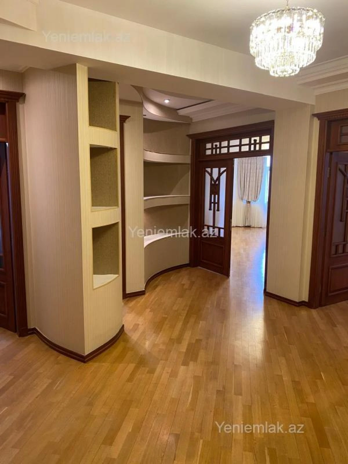Satılır 3 otaqlı yeni tikili 156 m²