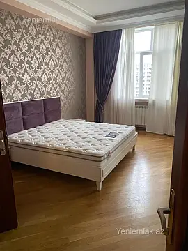 Satılır 3 otaqlı yeni tikili 156 m²